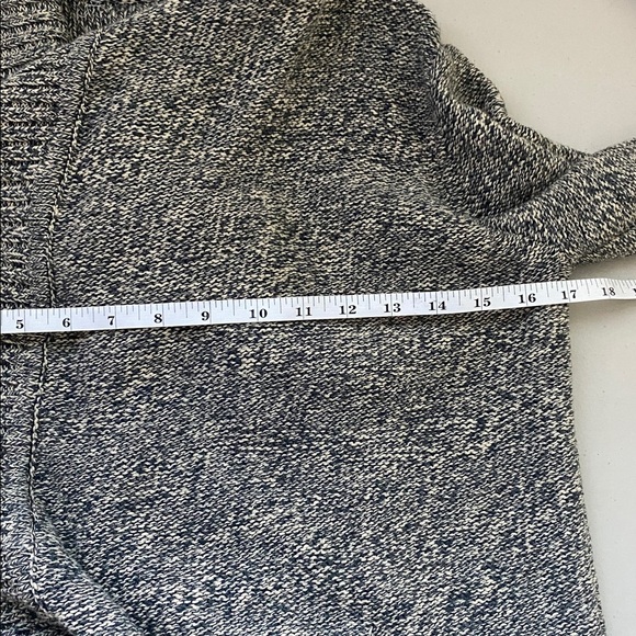 Roots Cabin Gray Open front sweater Cardigan size XXL 13-14 or women’s Small - Picture 8 of 11